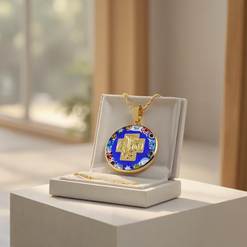 Medaglia con Croce della Pace in Oro Giallo 18 kt e Vetro di Murano