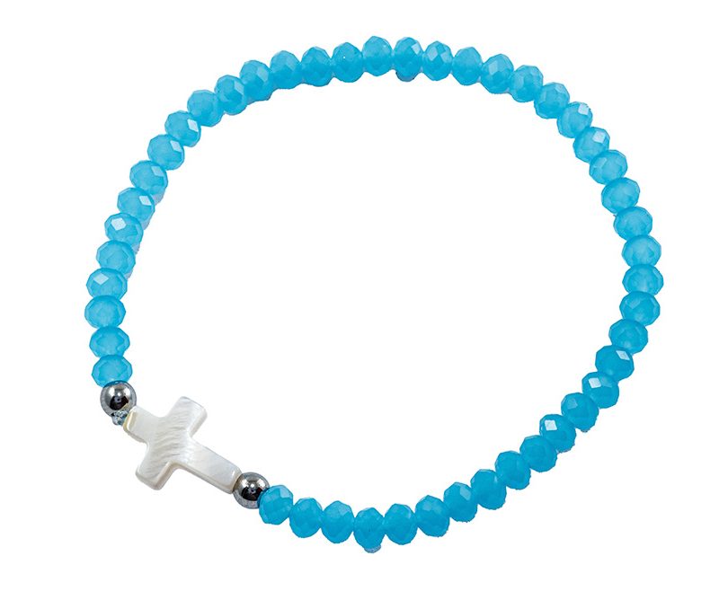 Bracciale elastico con cristalli celesti e crocetta madreperla