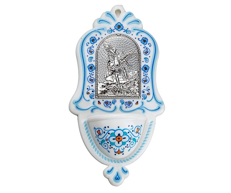 Acquasantiera con San Michele bilaminato argento