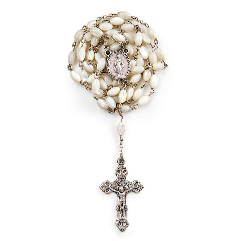 Rosario con grani ovali in Madreperla