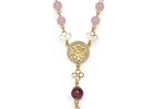 Rosario in argento dorato e Quarzo Rosa con la Madonna della Salute e Croce della Pace